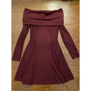 Fransesca’s off the shoulder Small sweater dress